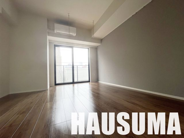 �y���̑������E�X�y�[�X�z�@���r���O/����