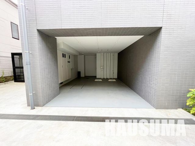 �y���ԏ�z�@�G���g�����X