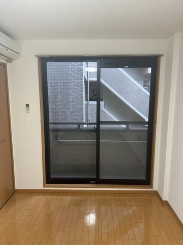 �y���ԁE���r���O�z�@