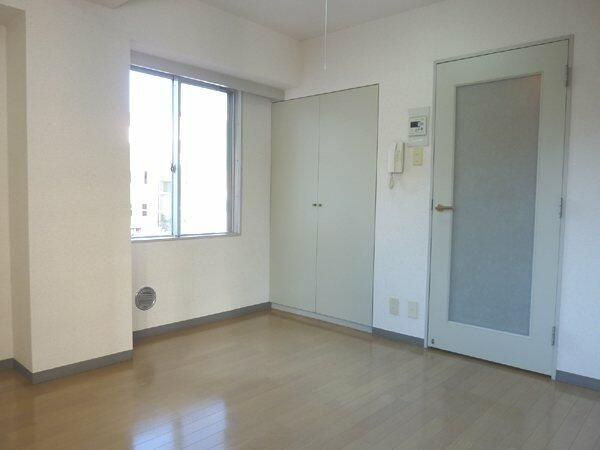 �y���̑������E�X�y�[�X�z�@