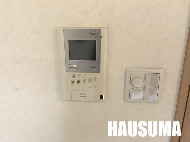 �y���̑��ݔ��z�@TV���j�^�[�z��