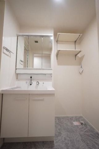 �y���ʏ��z�@