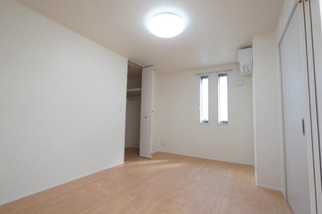 �y���̑������E�X�y�[�X�z�@