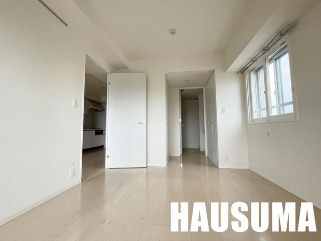 �y���̑������E�X�y�[�X�z�@���r���O/����