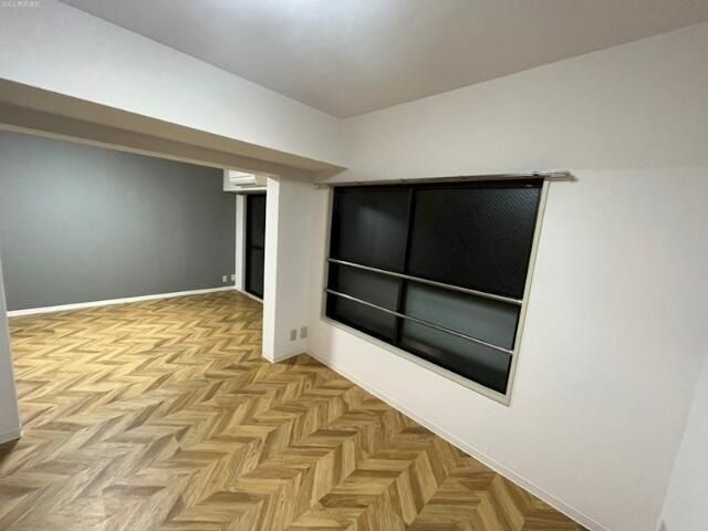 �y���ԁE���r���O�z�@