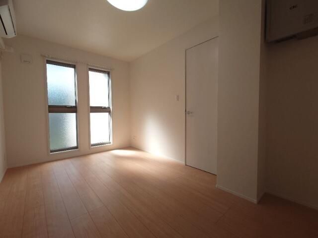 �y���̑������E�X�y�[�X�z�@