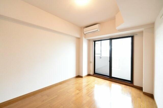 �y���ԁE���r���O�z�@