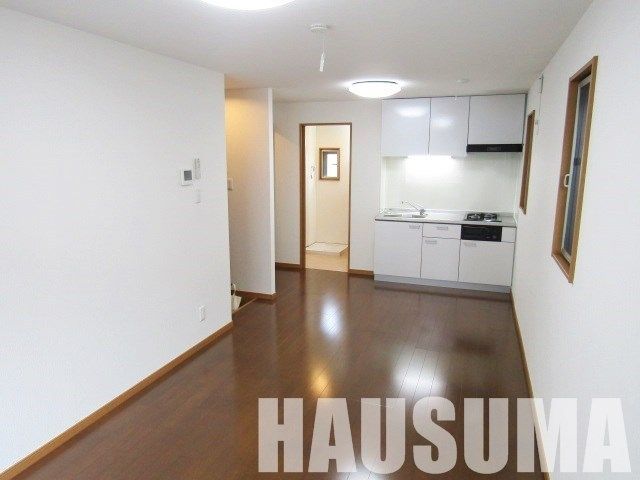 �y���ԁE���r���O�z�@