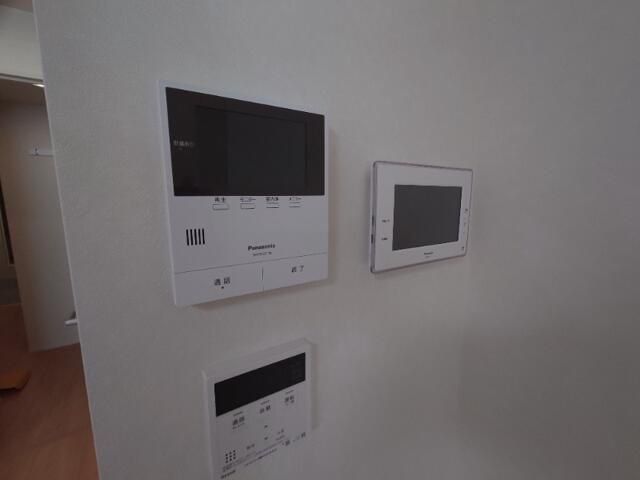 �y���̑��ݔ��z�@