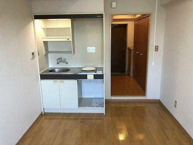�y���ԁE���r���O�z�@�����������]�^�C�v