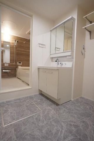 �y���ʏ��z�@