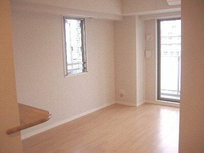 �y���ԁE���r���O�z�@