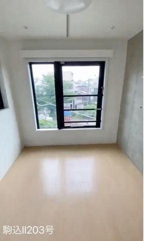 �y���ԁE���r���O�z�@