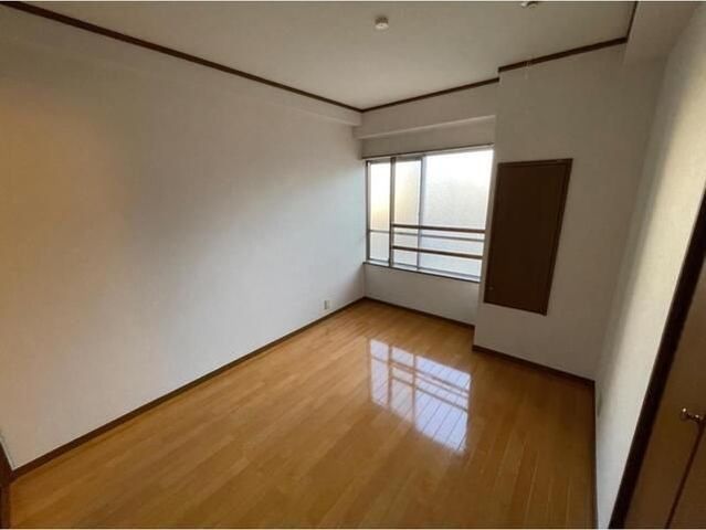 �y���̑������E�X�y�[�X�z�@