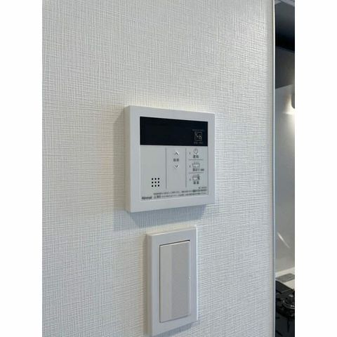 �y���̑��ݔ��z�@