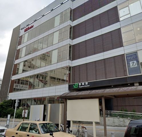 �y���Ӂz�@����Έ�A�g�����B�����X �k��4���B 320m