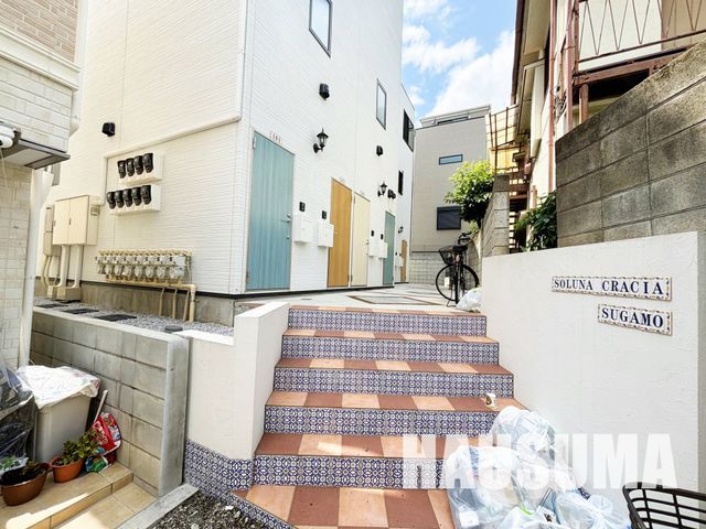 �y�G���g�����X�z�@�G���g�����X