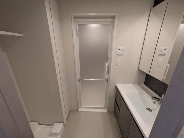 �y���ʏ��z�@