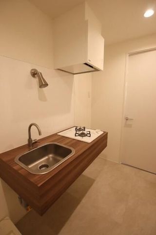 �y�L�b�`���z�@