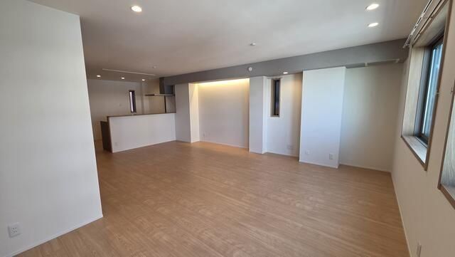 �y���̑������E�X�y�[�X�z�@