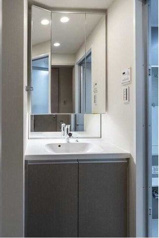 �y���ʏ��z�@