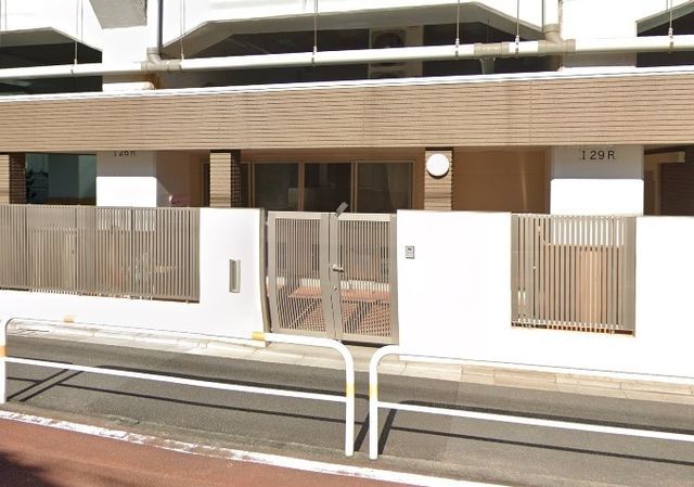 �y���Ӂz�@�܂Ȃт̐X�ۈ牀�����闢 �k��3���B 170m