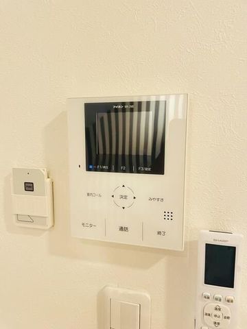 �y���̑��ݔ��z�@