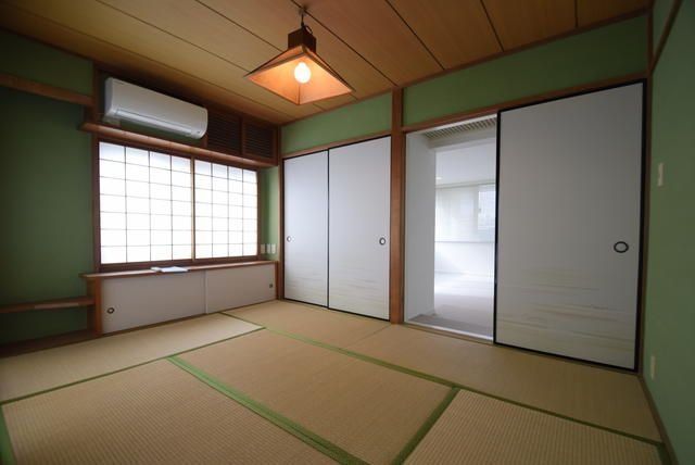 �y���[�z�@