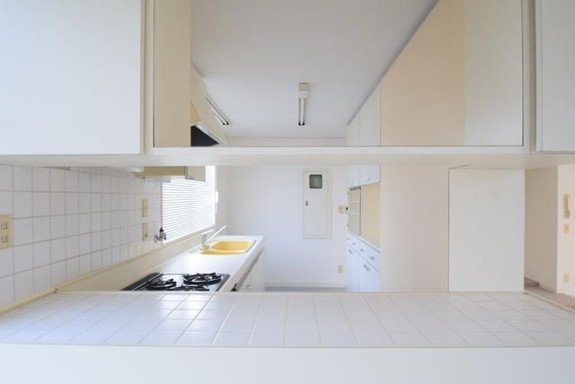 �y���̑��ݔ��z�@