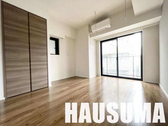 �y���ԁE���r���O�z�@���r���O/����