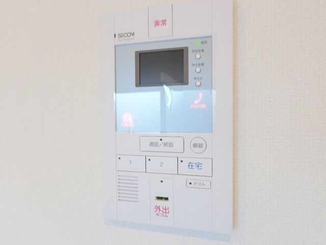 �y���̑��ݔ��z�@TV���j�^�[�z��