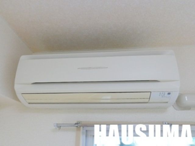 �y���̑��z�@�G�A�R��