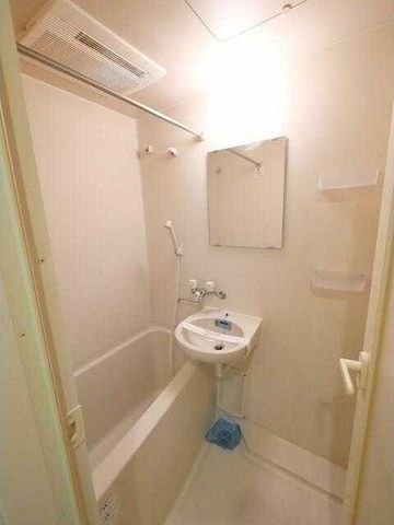 �y���ʏ��z�@