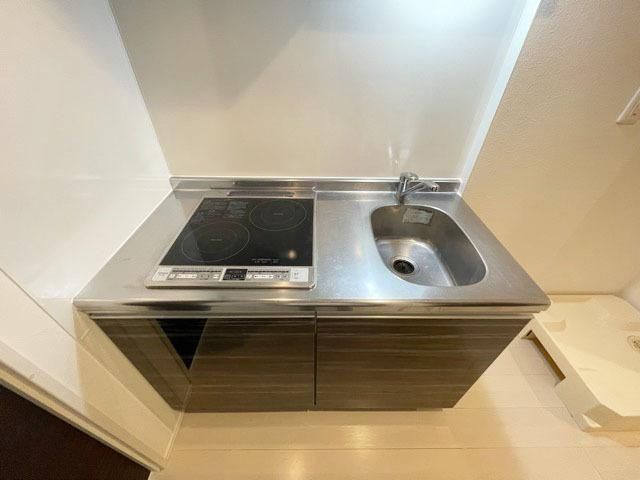 �y���ԁE���r���O�z�@