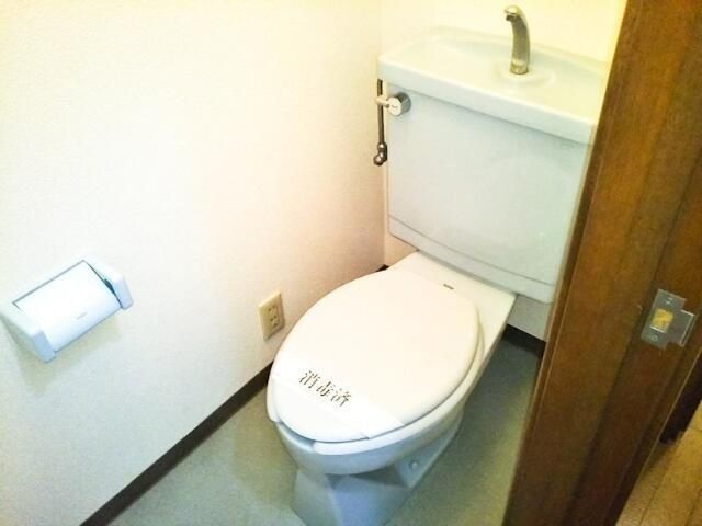 �y�g�C���z�@