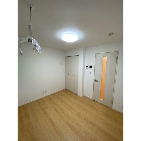 �y���̑������E�X�y�[�X�z�@���ʎ��Q�l�ʐ^