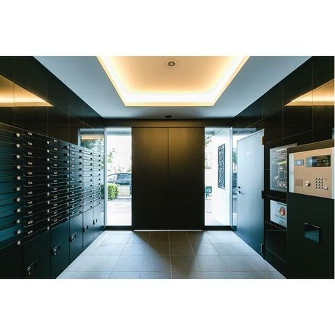 �y�G���g�����X�z�@