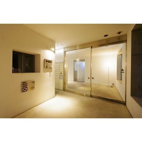 �y�G���g�����X�z�@