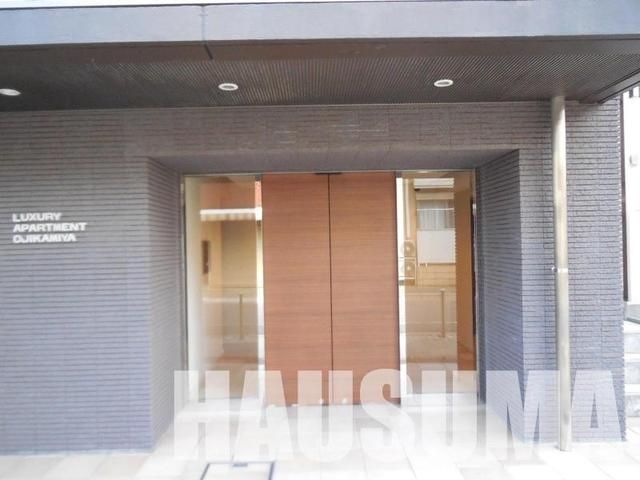 �y�G���g�����X�z�@�G���g�����X