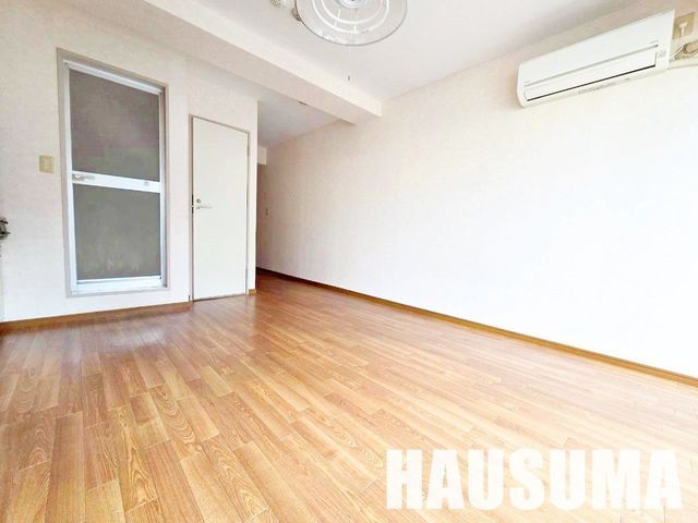 �y���̑������E�X�y�[�X�z�@���r���O/����