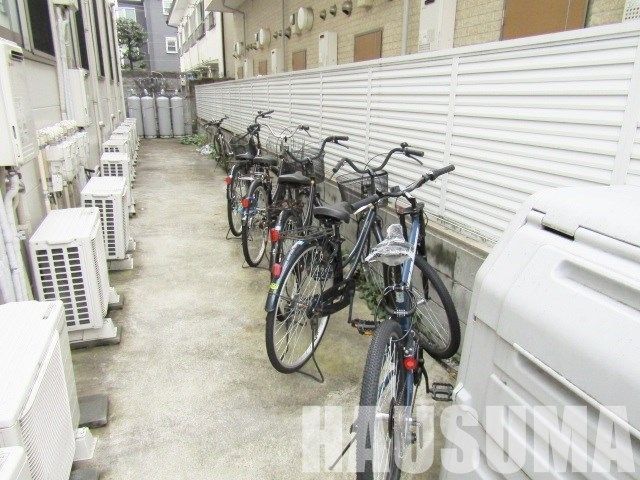 �y���̑��ݔ��z�@���֏�