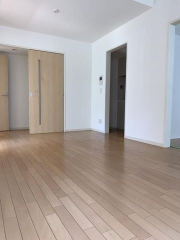 �y���̑��ݔ��z�@