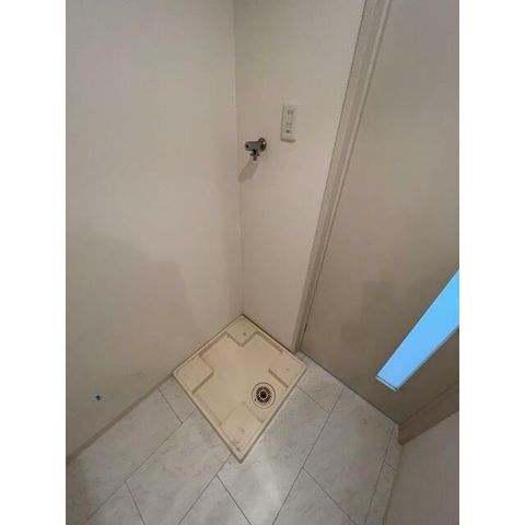 �y���̑��ݔ��z�@