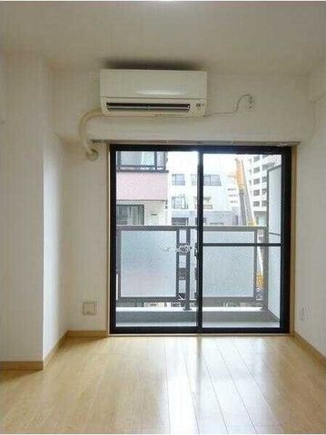 �y�o���R�j�[�z�@