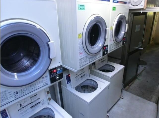 �y���̑��z�@�R�C�������h���[