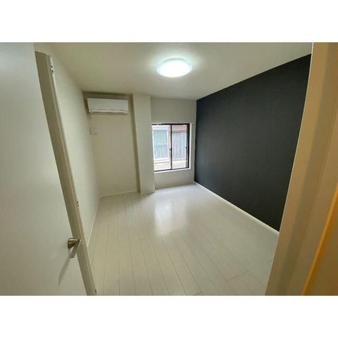 �y���ԁE���r���O�z�@