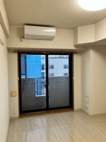 �y���ԁE���r���O�z�@