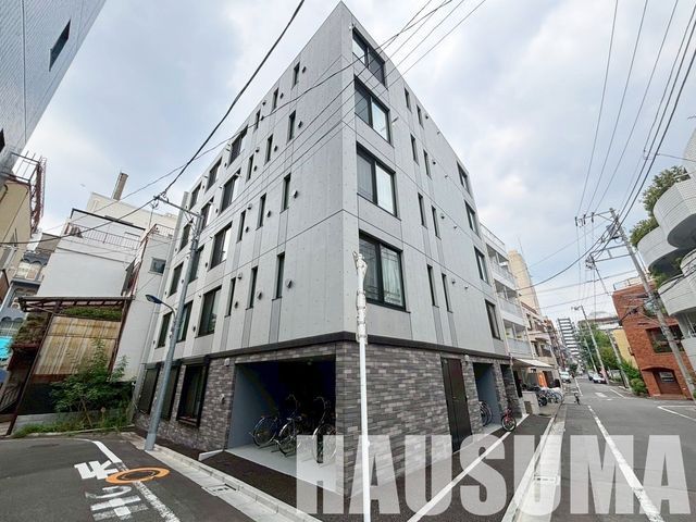 �y�n�}�z�@