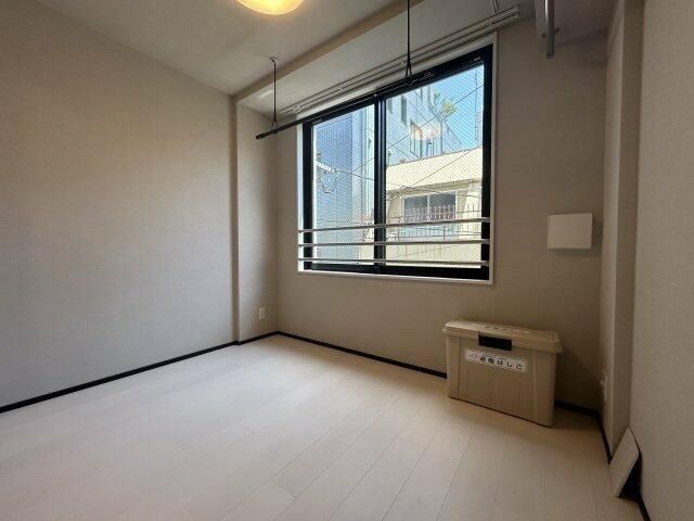 �y���̑������E�X�y�[�X�z�@