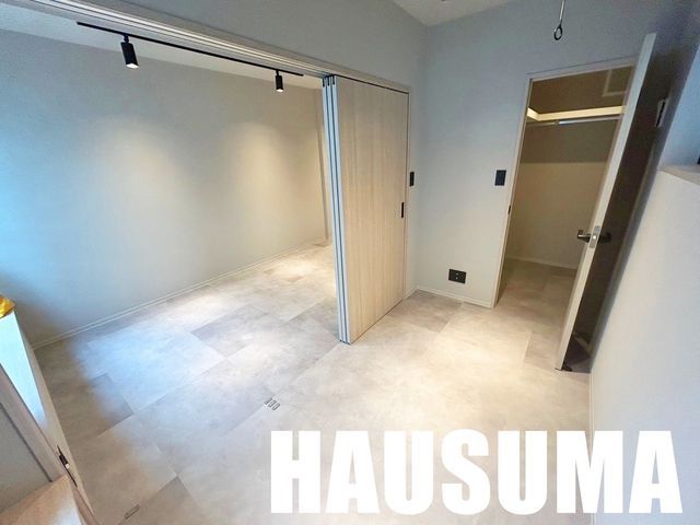 �y���̑������E�X�y�[�X�z�@